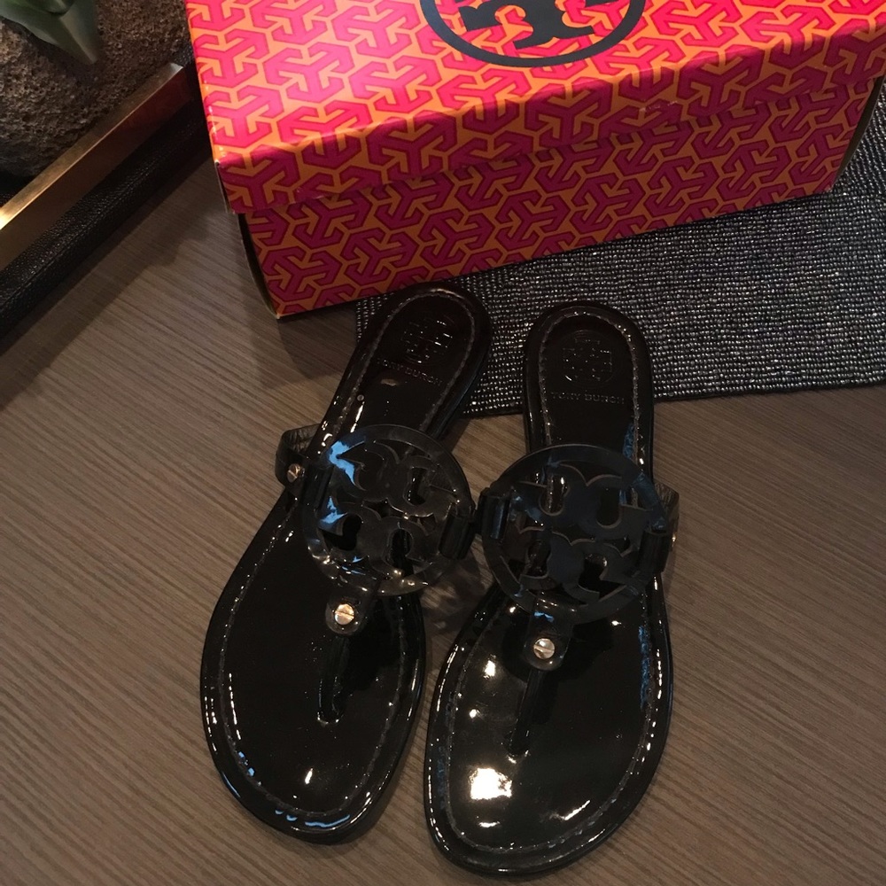 Tory Burch Miller Size 8